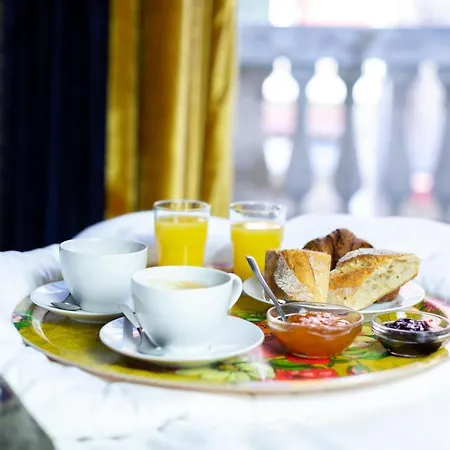 Ξενοδοχείο Babbu 2*